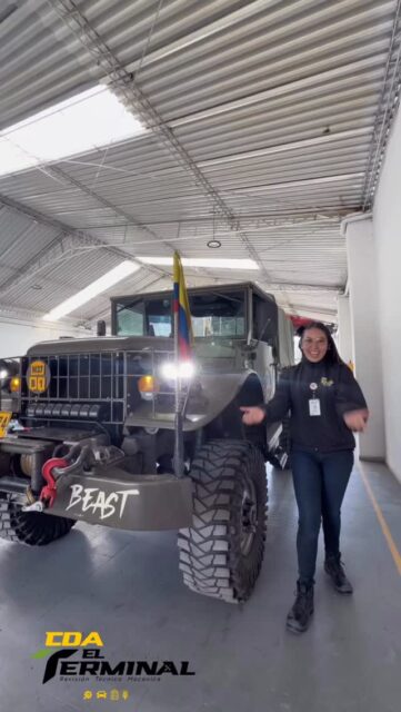 🏍️🚗POV: Trabajas en un CDA y te encanta el ritmo. ⚡️ Cada revisión es una nueva aventura y, como ven !la actitud es lo primero! ✨

¿Listos para pasar su técnico-mecánica con nosotros? 😉🚗

Etiqueta a esa mujer que es una dura en lo que hace. 🔥

#cda #MujeresAlVolante #revisiontecnicomecanica #cdaelterminal #chiquinquira